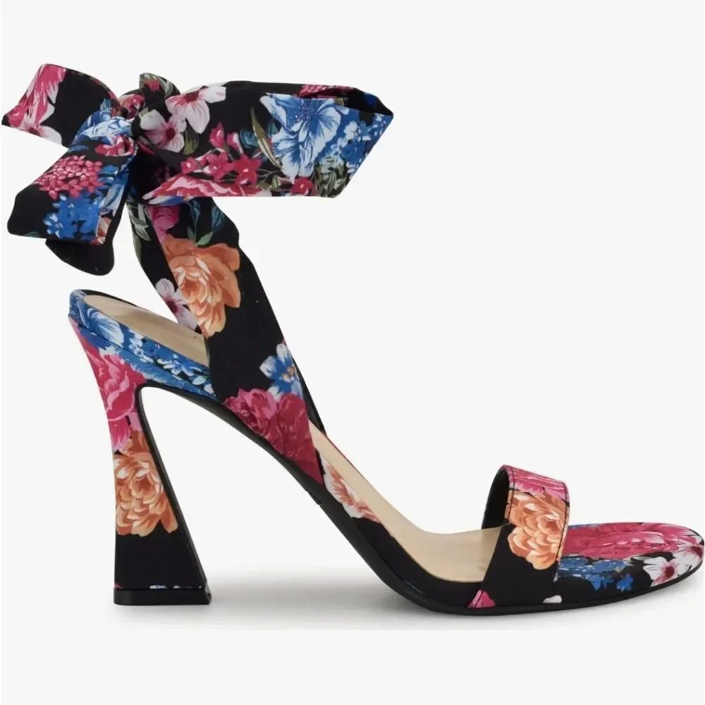 BRAND NEW NINE WEST KOBS ANKLE BOWNOT TIE SANDAL (WOMEN)